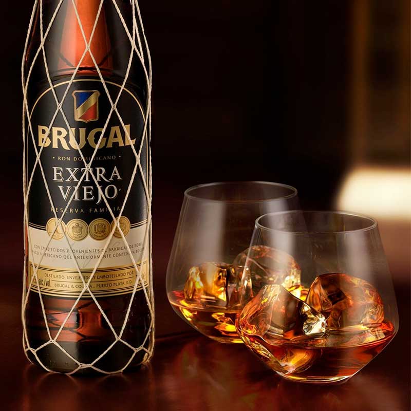 Ron Brugal Extra Viejo Reserva Familiar, 700 ml | Compra en línea ...