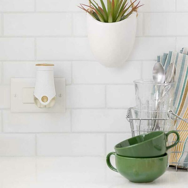 Ambientador-Glade-Automatic-de-Piso-Fragancia-Lino-Fresco,-0.67-oz-In Ambientador Glade Automatic de Piso Fragancia Lino Fresco, 0.67 oz