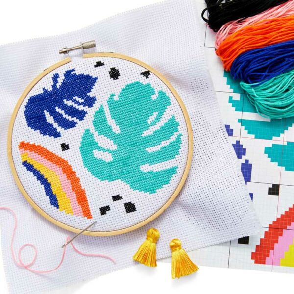 Kit de Manualidad de Punto de Cruz Monstera Kid Made Modern