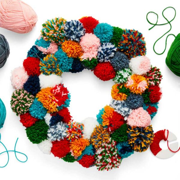 Kit de Manualidad para Hacer Corona de Pompones Kid Made Modern