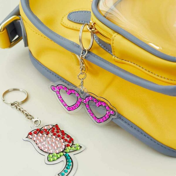 Kit-de-Pintura-de-Diamantes-para-Niños-Dan-&-Darci-Turn Kit de Arte de Brillantes para Niños Dan & Darci