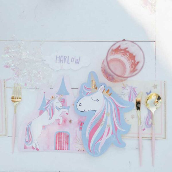 Platos-Desechables-Troquelados-Grandes-con-Motivo-'Sueños-Hechos-Realidad'-10.5'-(8-uds)-Turn-3 Servilletas Troqueladas de 2 Capas con Motivo "Sueños Hechos Realidad" (16 uds)