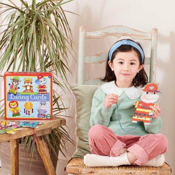 Tarjetas de Bordar Motivo “Ocupaciones” eeBoo