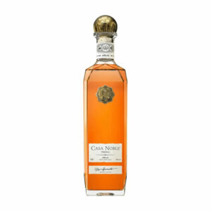 Vino Tinto Pine Ridge Cabernet Sauvignon Napa Valley , 750 ml Fr Tequila Casa Noble Añejo, 750 ml