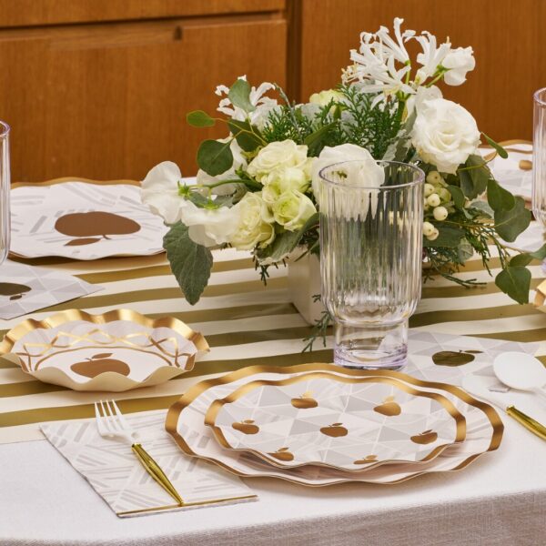www_sophistiplate_com-9 Platos Desechables Para Ensaladas y Postres con Motivo "Golden Apple" de 8" (8 uds)