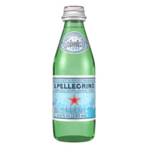 Agua Mineral Natural con Gas San Pellegrino - Botella Cristal, 250 ml